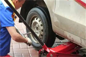 东莞附近拖车24小时服务热线电话