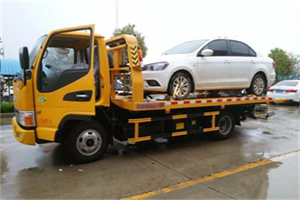 东莞附近拖车救援24小时服务热线